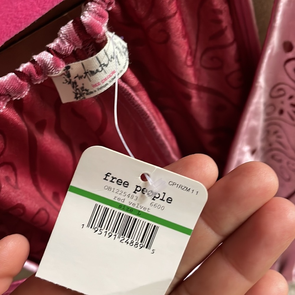 FP Talk bodysuit red velvet, size L, new - Picture 12 of 12